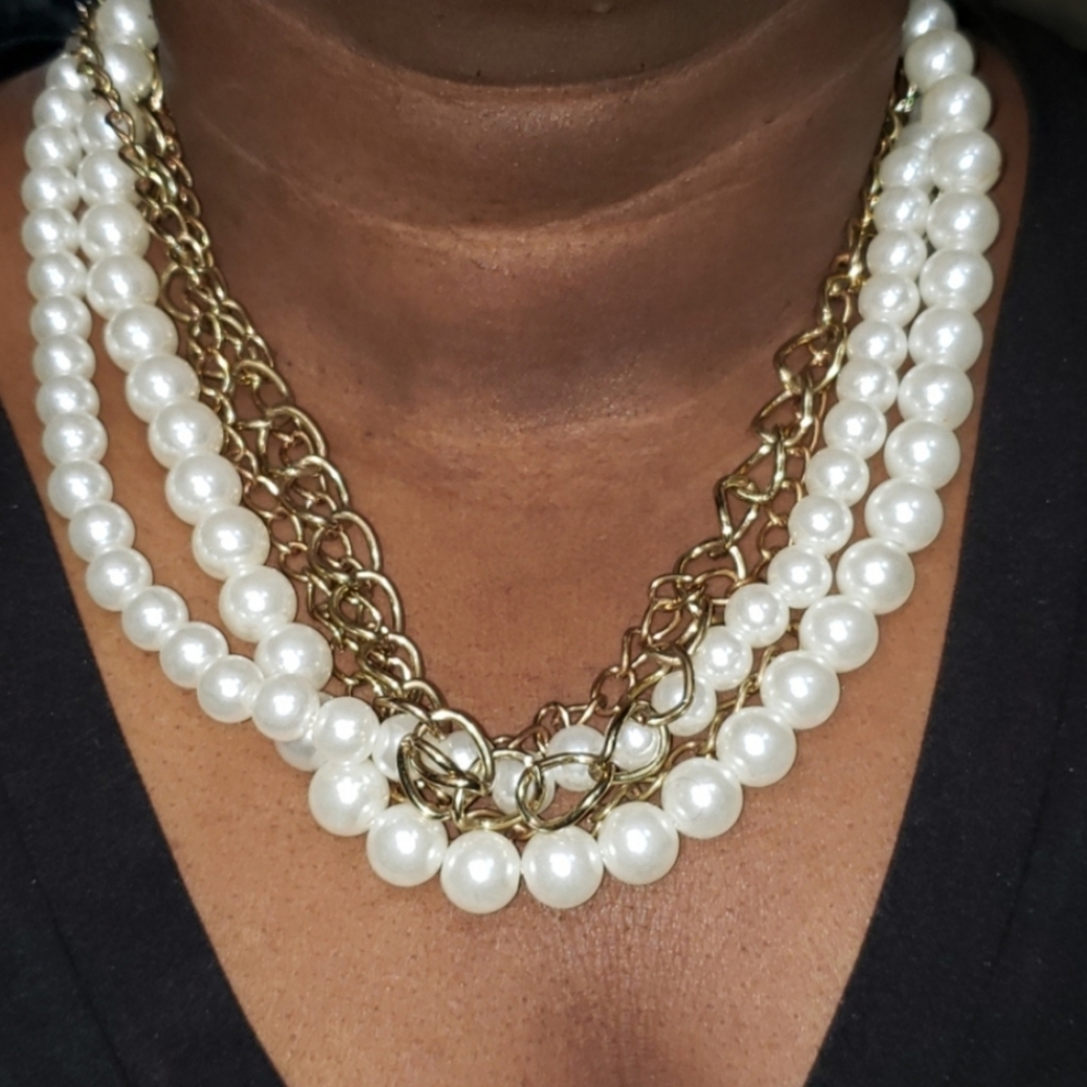 Statement Necklace (Costume Jewelry)
